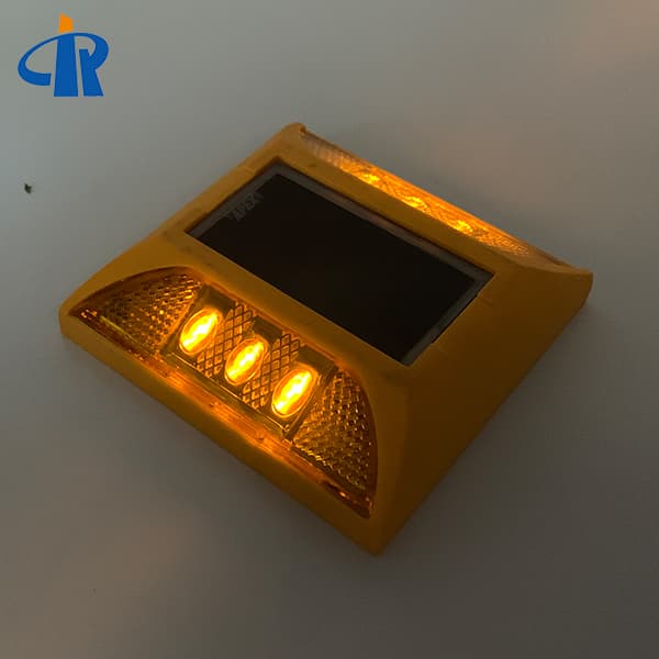 Unidirectional Flashing Solar Reflective Pavement Markers With Anchors